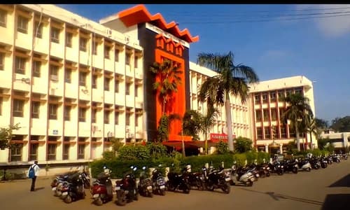 Pt. J N M Medical College