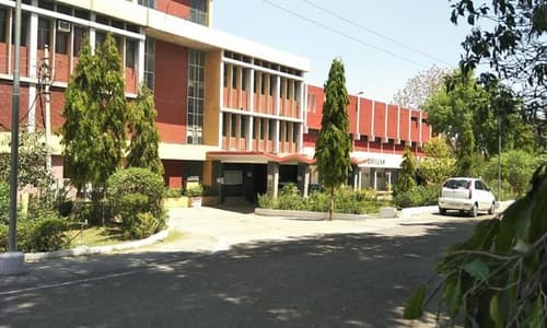 Maharani Laxmi Bai Medical College